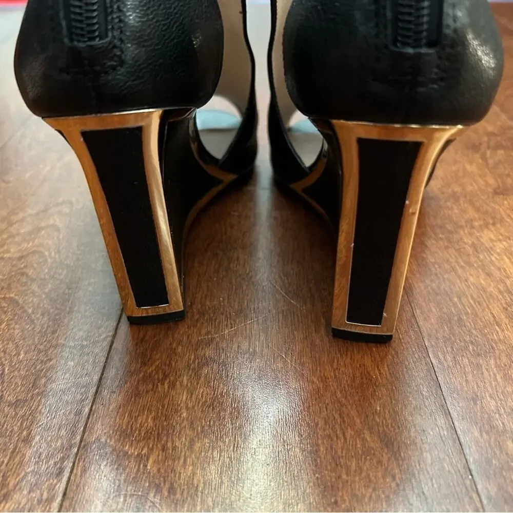 Louise et Cie Black Leather Wedge Heel Peep Toe Shoes, Gold Detailing Size 8.5